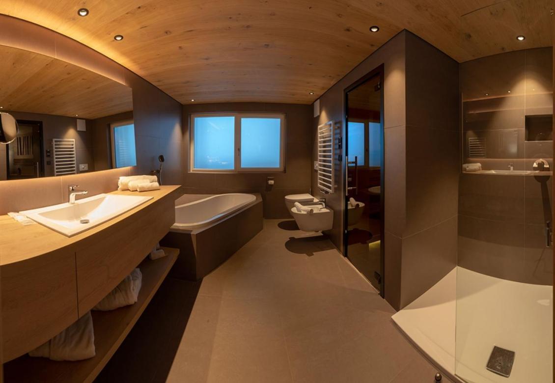 Hotel Garni Dolomieu 셀바디발가르디나 외부 사진